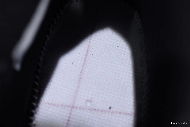 4 Retro Black Air Laser Jordan CI1184-001 0729